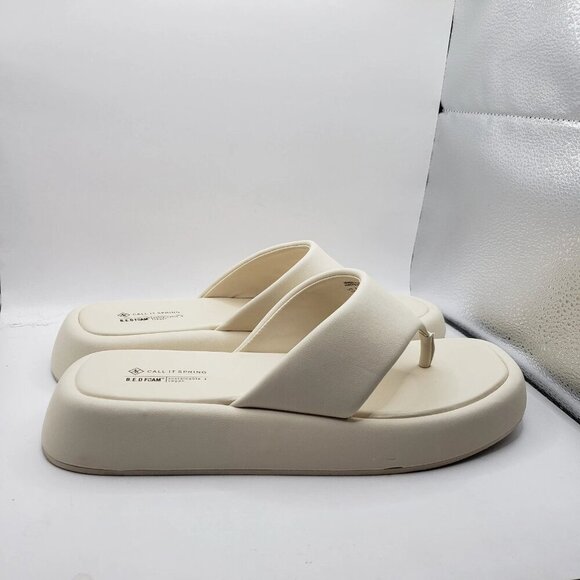 Call it Spring Ladies' Size 10 MAKENA chunky Thong Sandals WHITE, Slides VEGAN - Picture 3 of 7